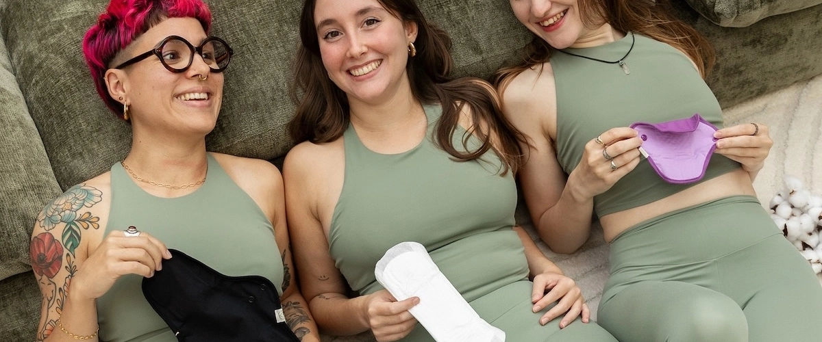Tampon, cup, serviette ou culotte menstruelle : combien de temps peut-on vraiment les garder ?